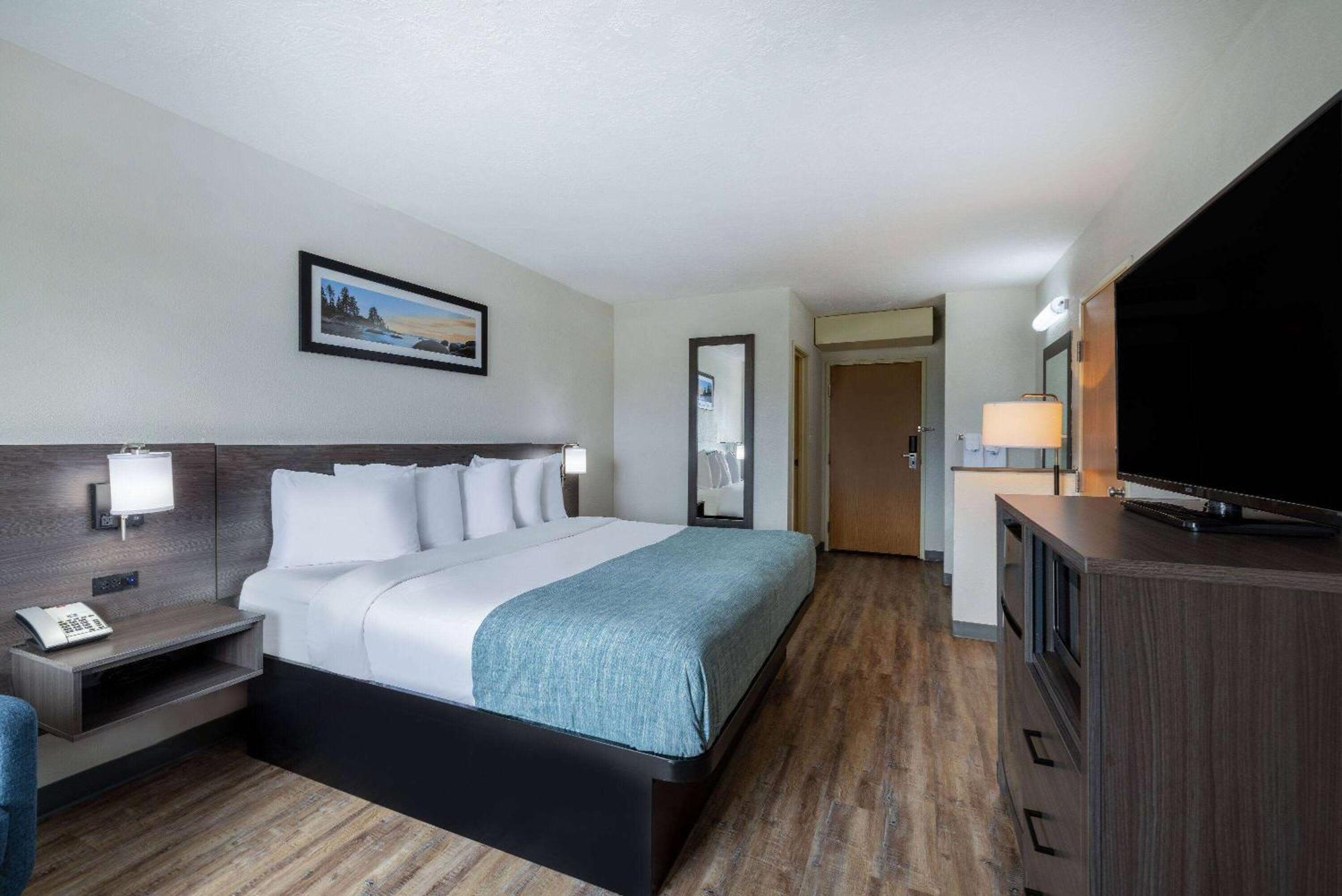 Wingate By Wyndham Butte City Center Экстерьер фото
