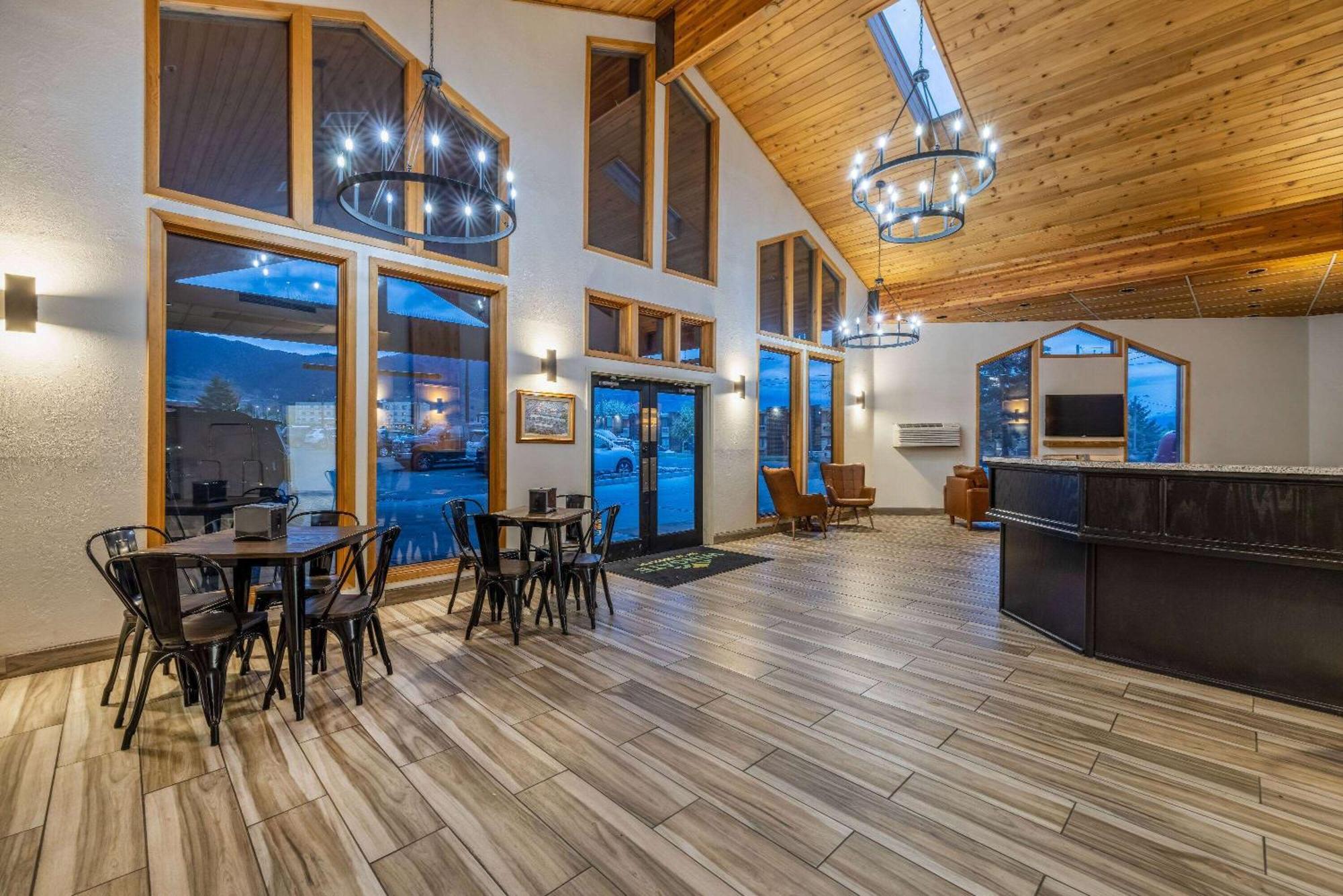 Wingate By Wyndham Butte City Center Экстерьер фото